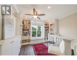 9 WALNUT STREET W - 27