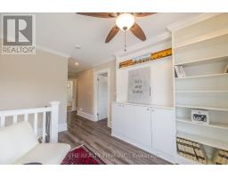 9 WALNUT STREET W - 29