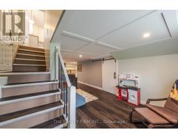 9 WALNUT STREET W - 39