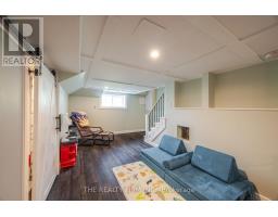 9 WALNUT STREET W - 40