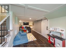 9 WALNUT STREET W - 41
