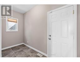 1852 FOXRIDGE CRESCENT - 11