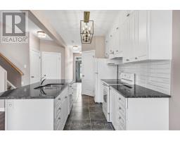 1852 FOXRIDGE CRESCENT - 7