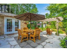 16 CRESCENT AVENUE - 3