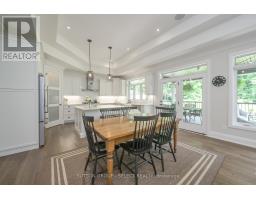 2305 DAUNCEY CRESCENT - 4