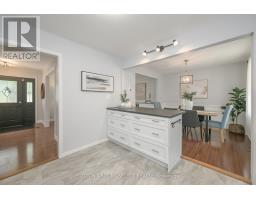 47 SCOTCHPINE CRESCENT - 28