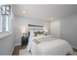 47 SCOTCHPINE CRESCENT - 30