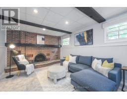 47 SCOTCHPINE CRESCENT - 39