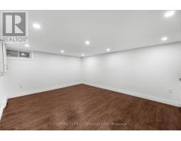 19 ARBOUR GLEN CRESCENT - 24