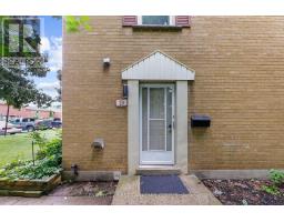 19 ARBOUR GLEN CRESCENT - 30