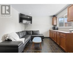 13 KANTOR COURT - 45