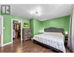 489 RIVERVIEW DRIVE - 17