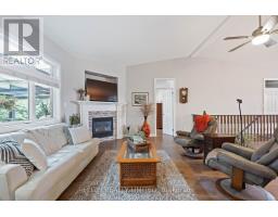 66 DONKER DRIVE - 12