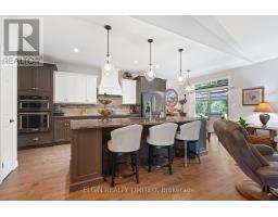 66 DONKER DRIVE - 15
