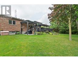 66 DONKER DRIVE - 43
