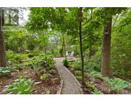 66 DONKER DRIVE - 48