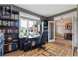 66 DONKER DRIVE - 6
