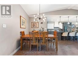 66 DONKER DRIVE - 8