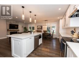 429 TREEWOOD CRESCENT - 12