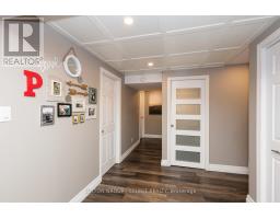 429 TREEWOOD CRESCENT - 23