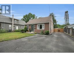 136 BARKER STREET - 3