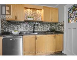 136 BARKER STREET - 8