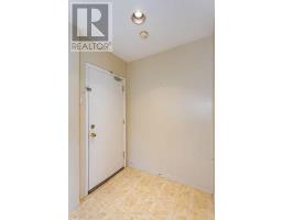 136 ELMWOOD AVENUE E - 8