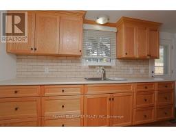 25 MAPLE GROVE COURT E - 18