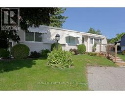 25 MAPLE GROVE COURT E - 3