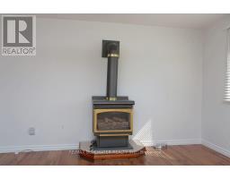 25 MAPLE GROVE COURT E - 8