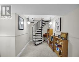 35 LOGAN AVENUE - 12