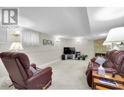 35 LOGAN AVENUE - 13