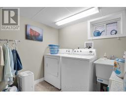 35 LOGAN AVENUE - 16