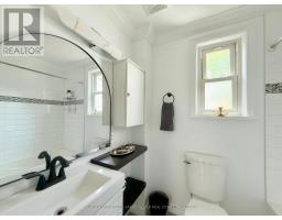 4 ROSEWOOD AVENUE - 15