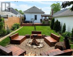 4 ROSEWOOD AVENUE - 18