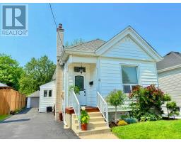 4 ROSEWOOD AVENUE - 2
