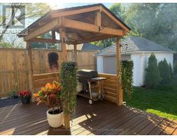 4 ROSEWOOD AVENUE - 20