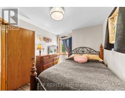 541 CHIEFTAIN STREET - 23