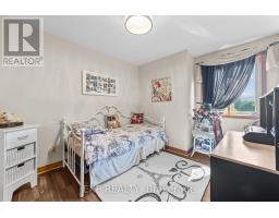 541 CHIEFTAIN STREET - 24