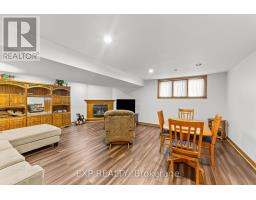 541 CHIEFTAIN STREET - 25