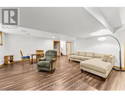 541 CHIEFTAIN STREET - 26