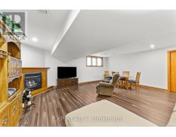 541 CHIEFTAIN STREET - 27