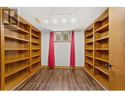 541 CHIEFTAIN STREET - 28