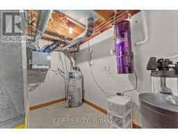 541 CHIEFTAIN STREET - 31