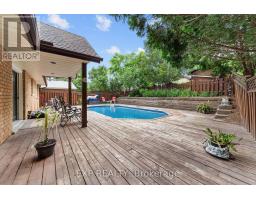 541 CHIEFTAIN STREET - 36