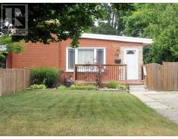 28 HAWKESBURY AVENUE - 1