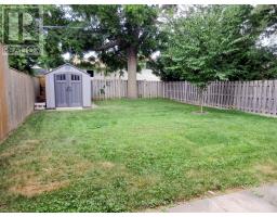 28 HAWKESBURY AVENUE - 28