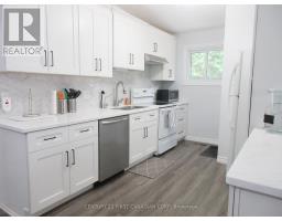 28 HAWKESBURY AVENUE - 6