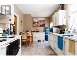 46 SPRINGBANK DRIVE - 13