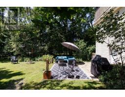 46 SPRINGBANK DRIVE - 34